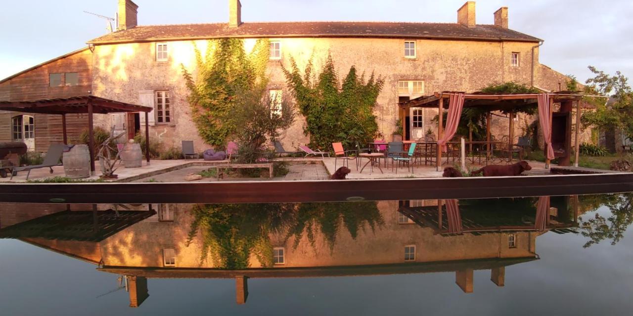 Bed and Breakfast Le Manoir de Gâtines à Tigné Extérieur photo